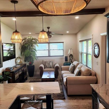 Bali Bungalow - Downtown Cocoa Beach Εξωτερικό φωτογραφία