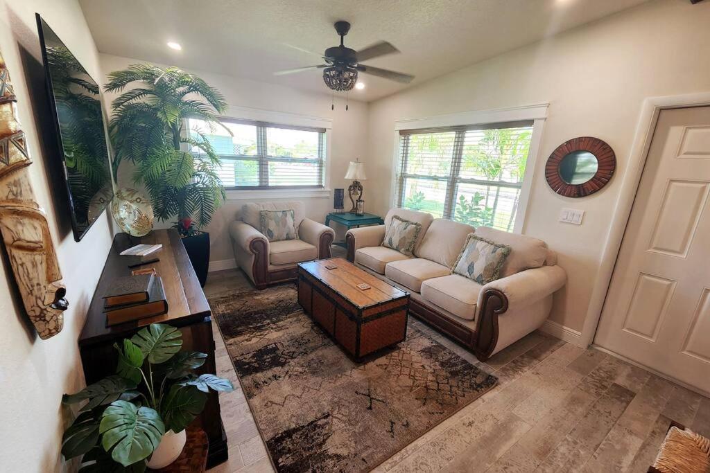 Bali Bungalow - Downtown Cocoa Beach Εξωτερικό φωτογραφία