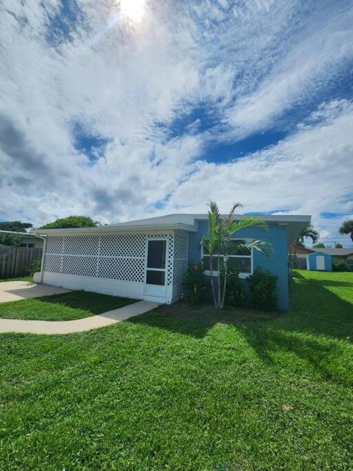 Bali Bungalow - Downtown Cocoa Beach Εξωτερικό φωτογραφία